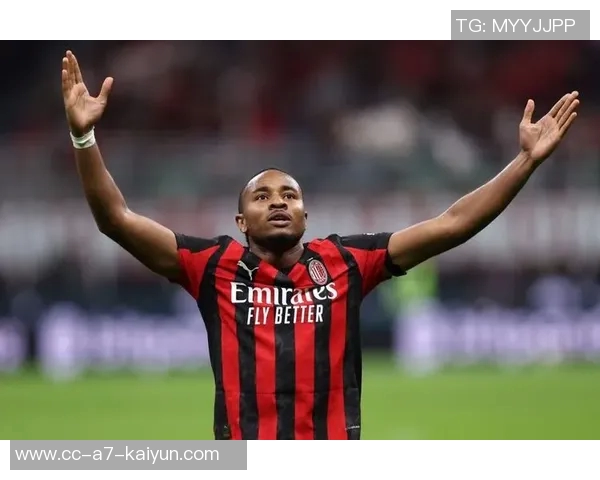 恩昆库希望继续效力米兰未与费内巴切展开谈判